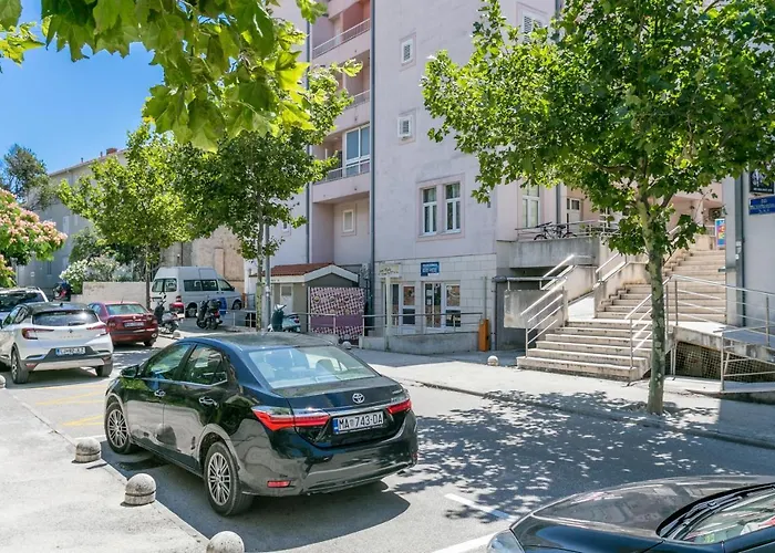 With Wifi - 20217 Apartment