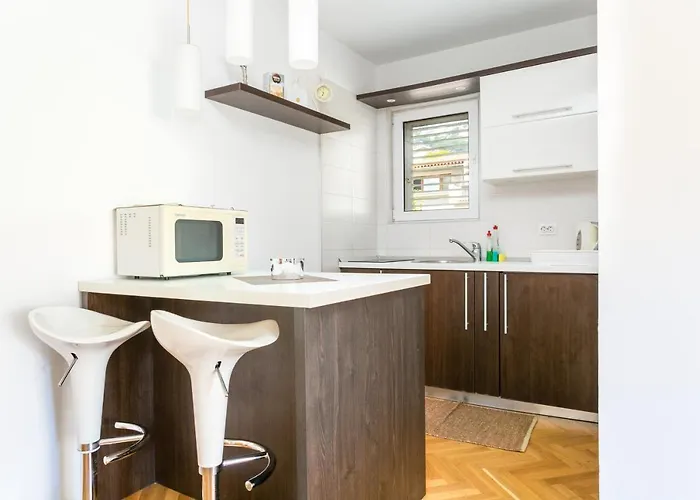 With Wifi - 20217 Apartment